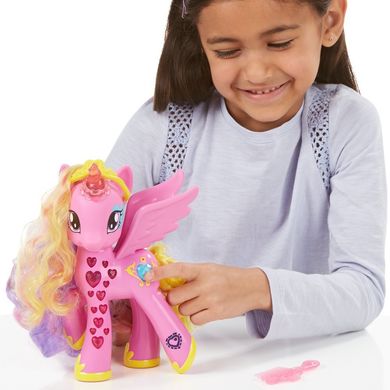Игровой набор Hasbro My Little Pony Пони-модница Принцесса Каденс (B1370) Spok